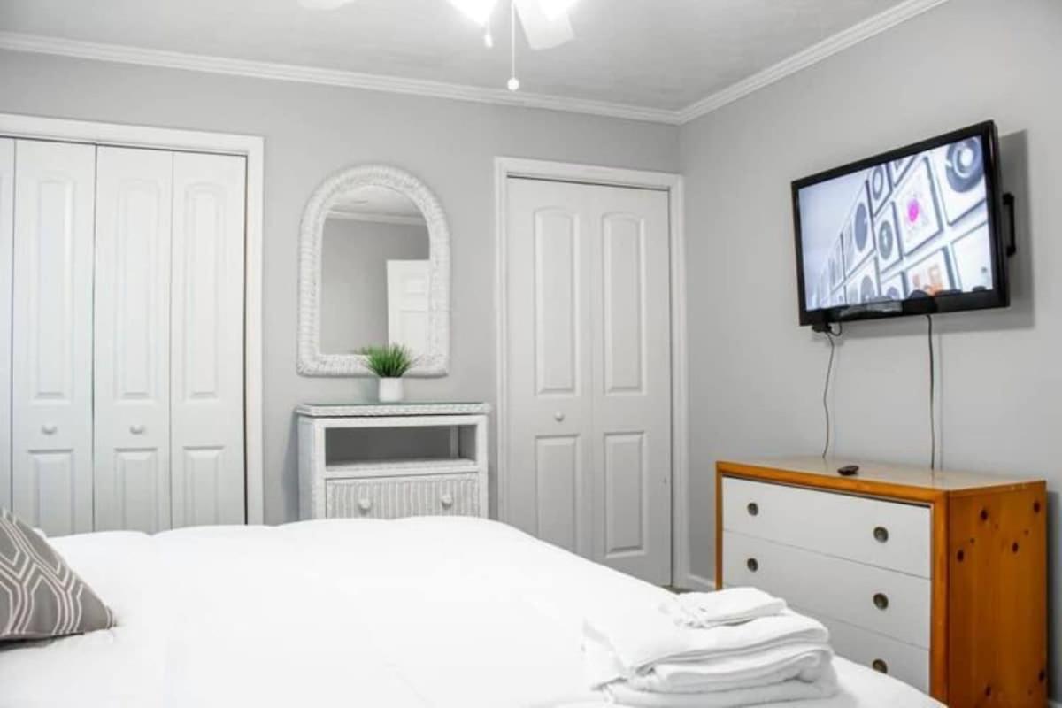 The Graduation Getaway Near Downtown & Benning Columbus Exterior foto